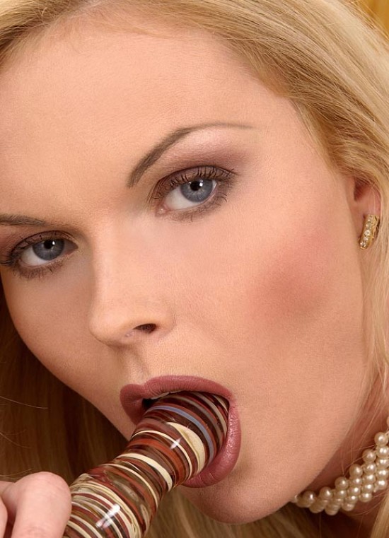 ������� ���������� ��������� Gina B